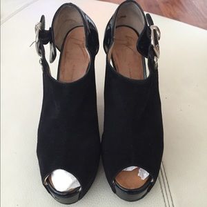 Giuseppe Zanotti Peep toe Wedge